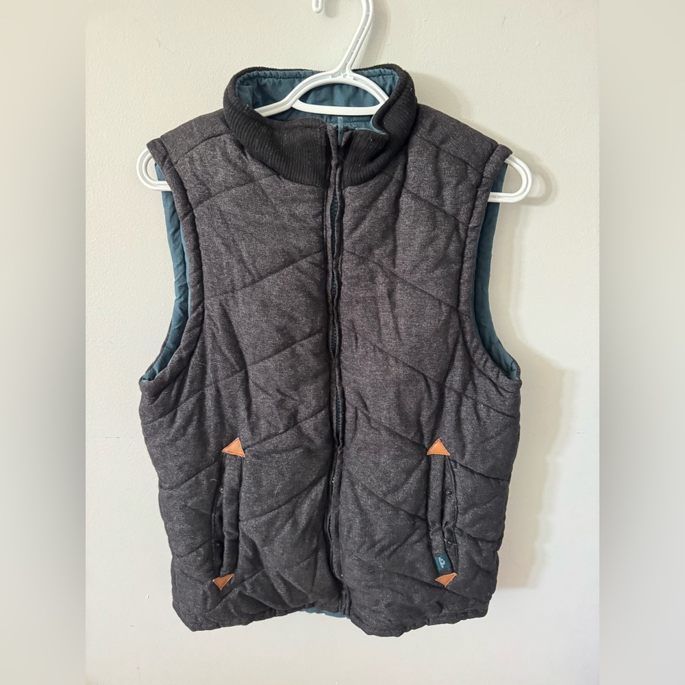 Pull&Bear Double Sided Quilted Vest